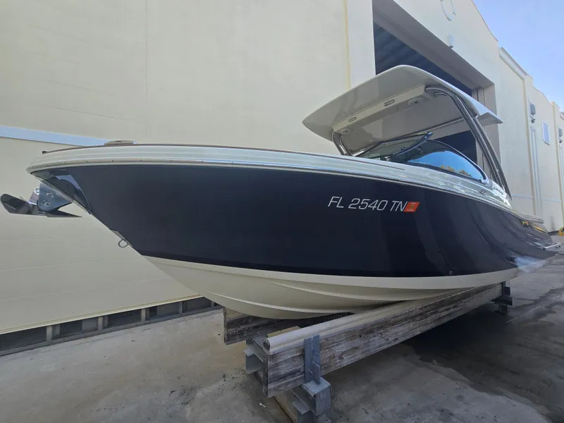 Slide: The Image of Chris-Craft Calypso 24 2023 - 1