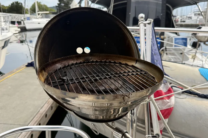 Slide: The Image of Stainless steel grill on a 2007 Catalina 34 MkII sailboat at a marina. - 29