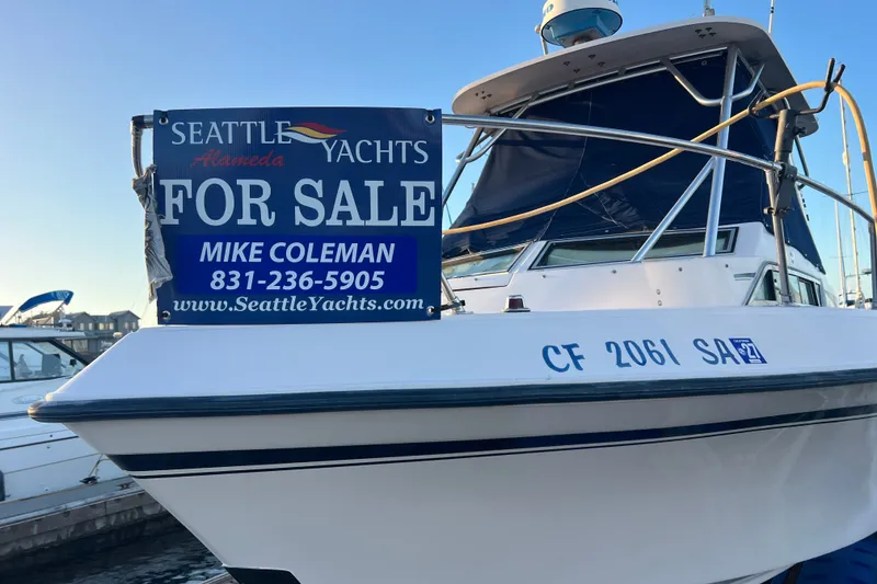 Slide: The Image of 1996 Grady-White Gulfstream 232 boat for sale by Seattle Yachts, contact Mike Coleman. - 26
