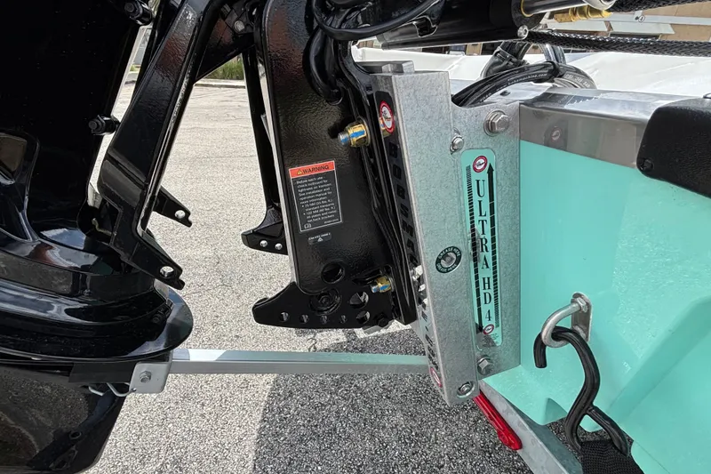 Slide: The Image of 2027 Mako Pro Skiff 17 CC boat motor mount detail with Ultra HD4 bracket. - 7