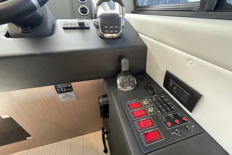 Slide: The Image of Joystick controller and shore power display. - 24