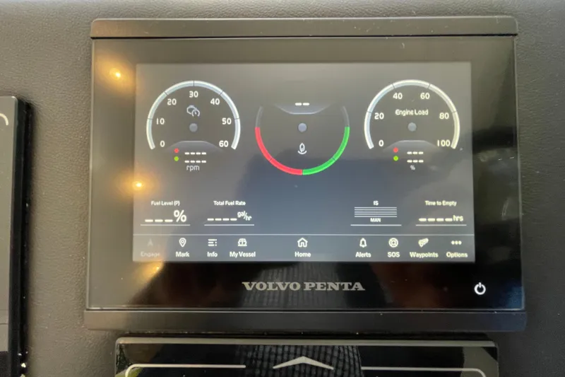 Slide: The Image of Volvo D11 725 HP x 2 electronic engine display. - 30