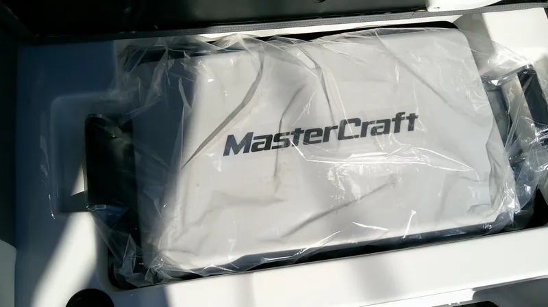 Slide: The Image of MasterCraft NXT 22 2026 - 12