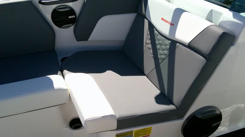 Slide: The Image of MasterCraft NXT 22 2026 - 16