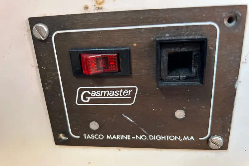 Slide: The Image of Gasmaster panel on 1976 Sabre 28, Tasco Marine, Dighton, MA. - 52