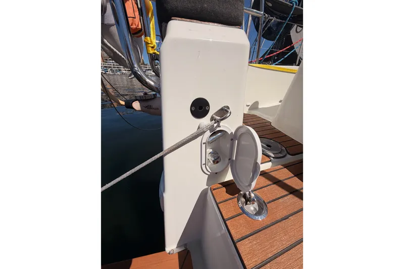 Slide: The Image of 2024 Jeanneau Sun Odyssey 380 sailboat deck detail with mooring line and fittings. - 28