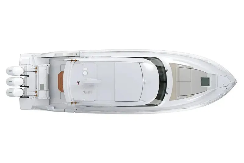 Slide: The Image of Luchtfoto van Tiara Yachts 48 LE 2026 met drie buitenboordmotoren. - 23
