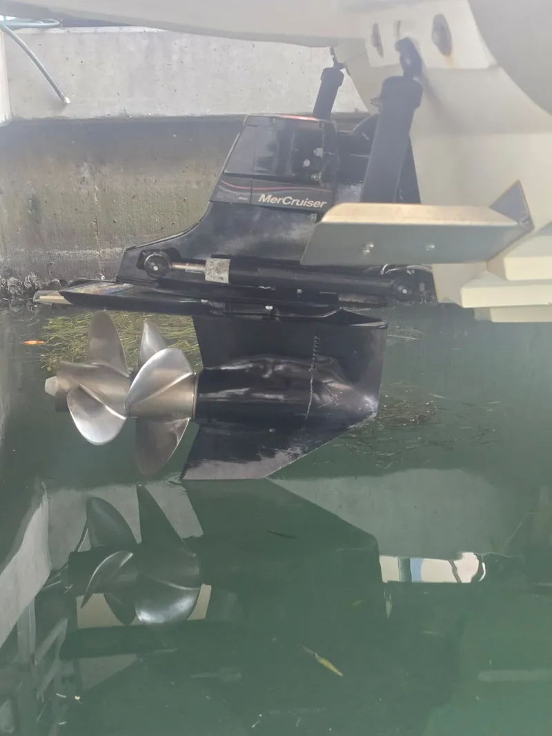 Slide: The Image of Sea Ray 260 Sundeck 2008 - 12