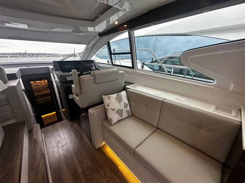 Slide: The Image of Cruisers 46 Cantius 2023 - 17