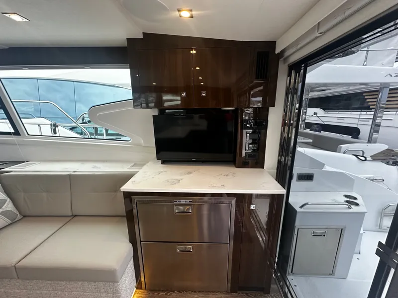 Slide: The Image of Cruisers 46 Cantius 2023 - 15