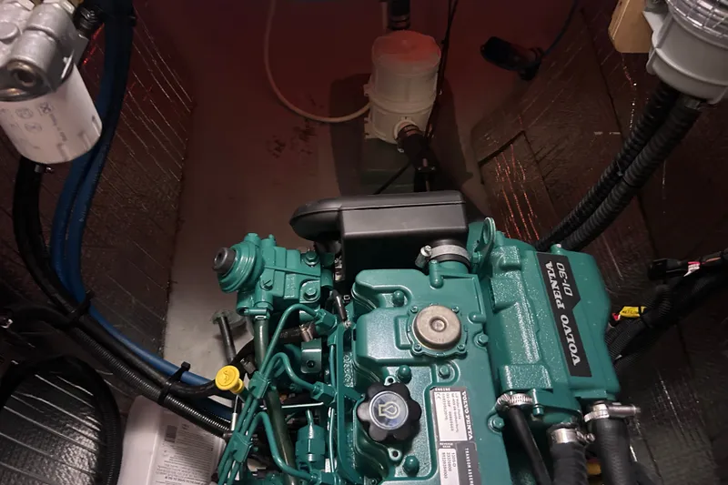 Slide: The Image of Engine compartment of a 2004 Manta 42 MkII with Volvo Penta D1-30 engine. - 45