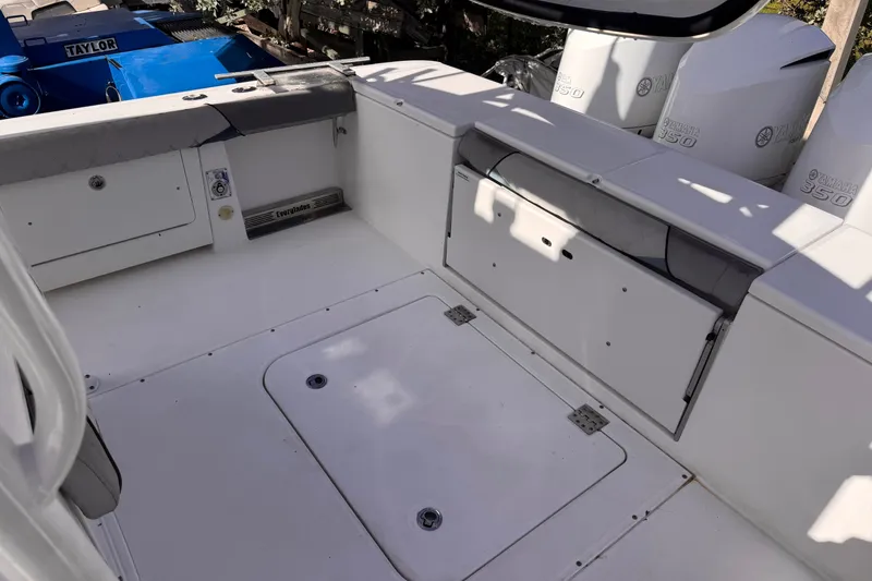 Slide: The Image of 2016 Everglades 435 Center Console boat deck with Yamaha 350 engines. - 13