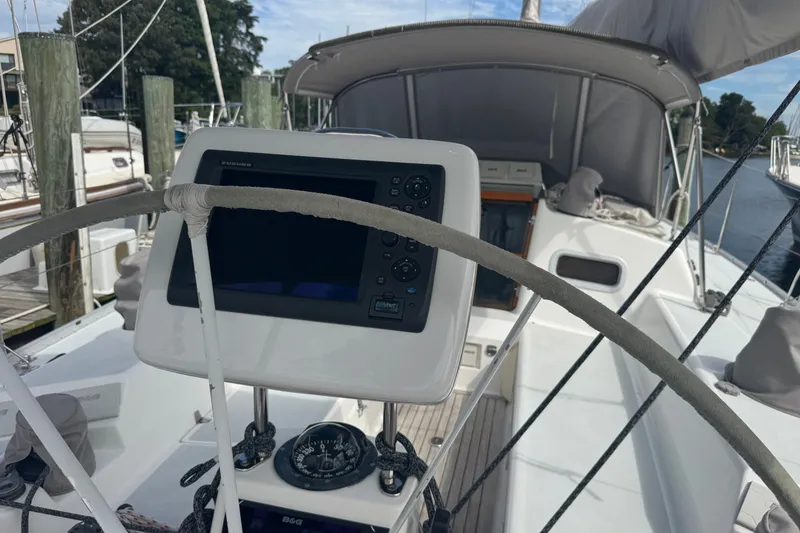Slide: The Image of Cockpit of a 1998 J Boats J/160 sailboat with navigation equipment. - 25
