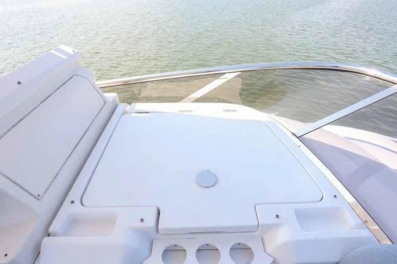 Slide: The Image of 2023 Azimut Fly 50 yacht deck with sleek design and water view. - 9