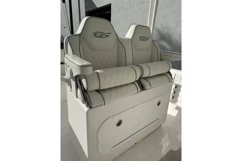 Slide: The Image of Luxury seating on 2025 Glasstream 280 Pro-XS boat, featuring premium white upholstery. - 25
