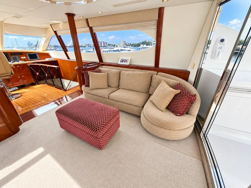 Slide: The Image of Lazzara Yachts 80 Skylounge 2002 - 53