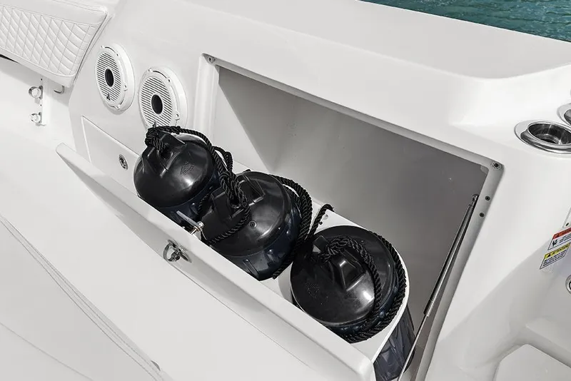 Slide: The Image of Fender storage - 27