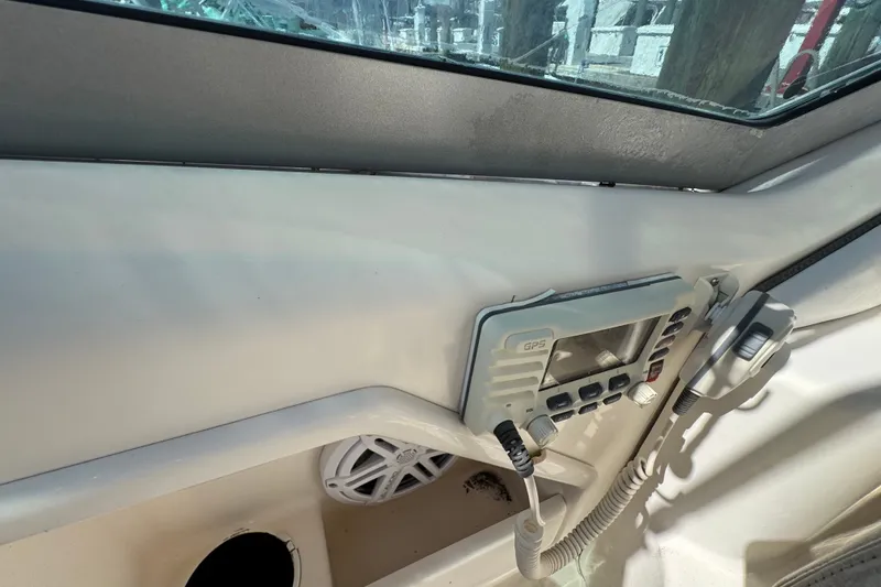 Slide: The Image of Control panel of a 2006 Sea Ray 340 Sundancer boat with GPS and speaker. - 44