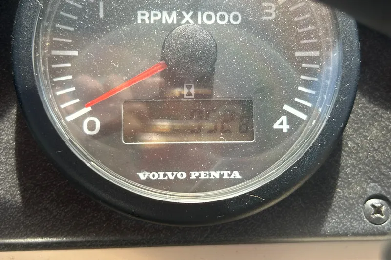 Slide: The Image of Volvo Penta RPM gauge on 2005 Carver 36 Motor Yacht dashboard. - 36