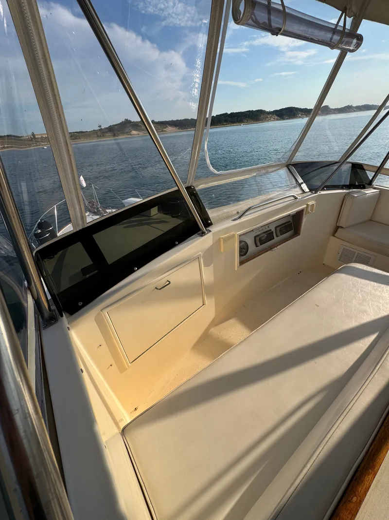 Slide: The Image of Ocean 46 Sunliner 1985 - 20