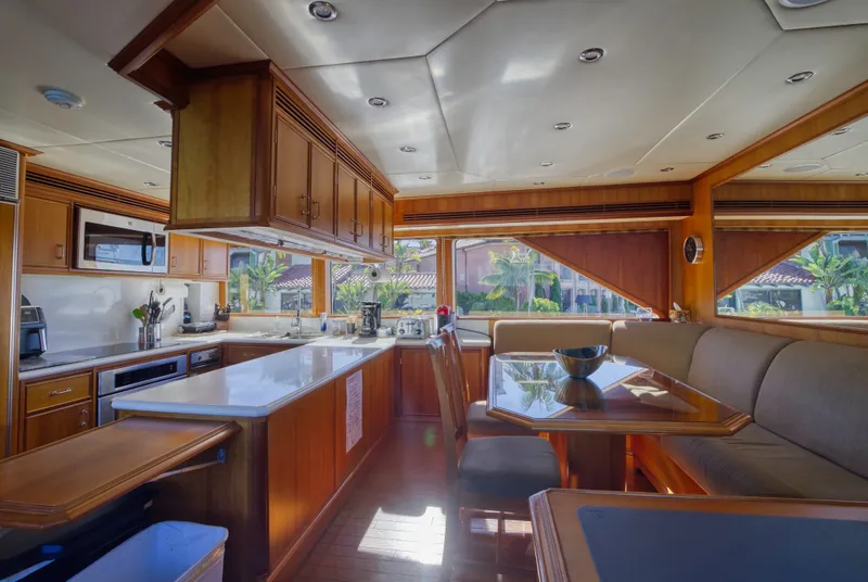 Slide: The Image of Palmer Johnson Tri-Deck 2000 - 9