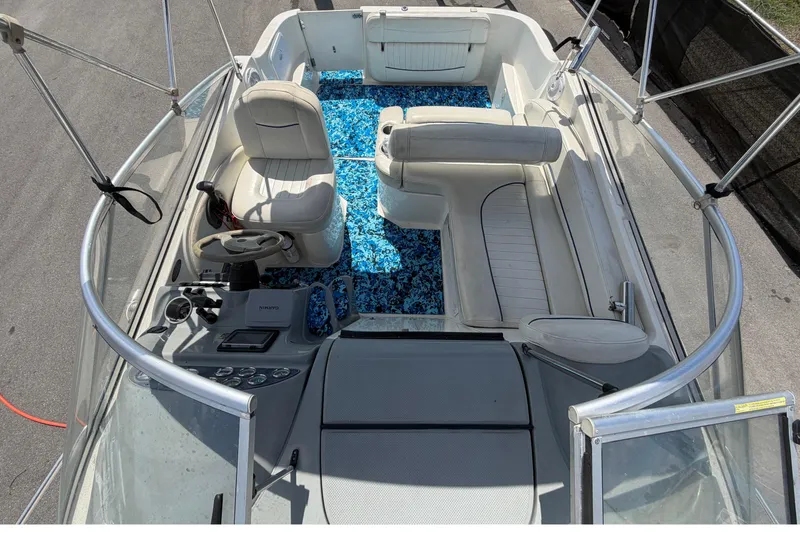 Slide: The Image of Bayliner 2452 Ciera Express 2004 - 67
