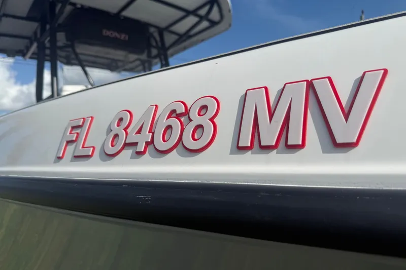 Slide: The Image of 2004 Donzi 29 ZF Open boat with registration FL 8468 MV. - 8