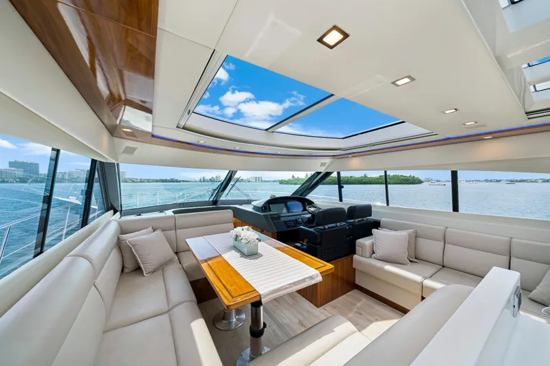 Slide: The Image of  Riviera 6000 Sport Yacht - 32