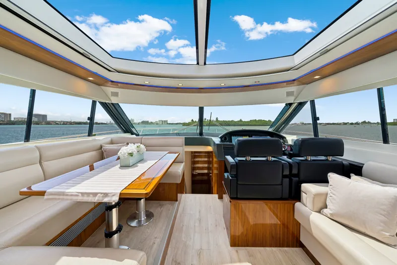 Slide: The Image of  Riviera 6000 Sport Yacht - 33