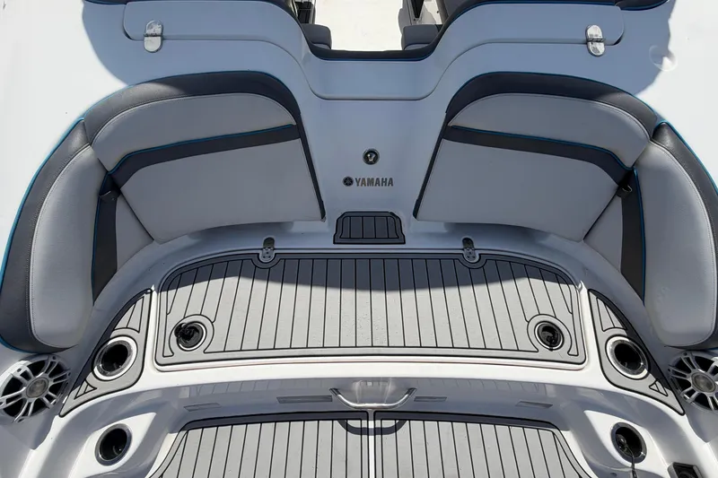 Slide: The Image of Yamaha AR240 2020 - 63