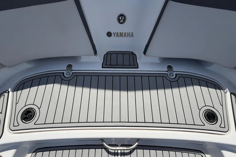 Slide: The Image of Yamaha AR240 2020 - 64