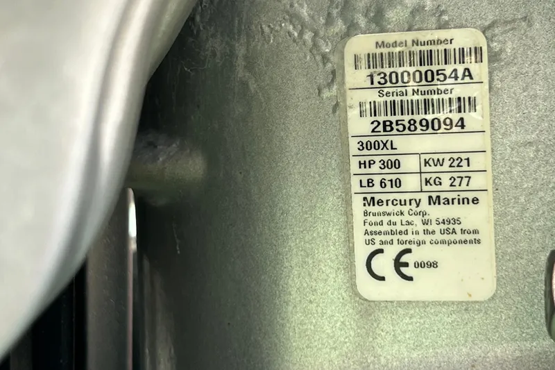 Slide: The Image of Label on 2019 Sea Ray SDX 270 Outboard, featuring Mercury Marine specifications. - 106