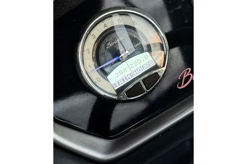 Slide: The Image of Close-up of Barletta L-CLASS L25QCSSA 2020 gauge displaying trim and hours. - 24
