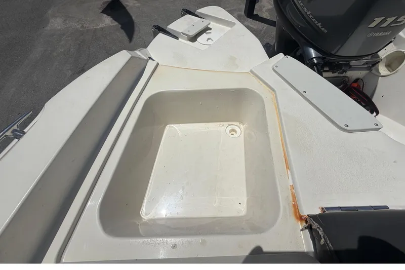 Slide: The Image of Stingray 204 LR 2018 - 56