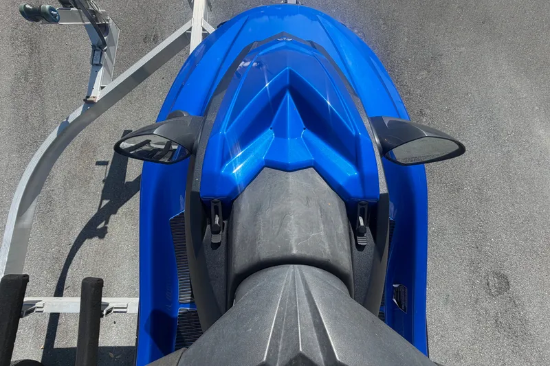 Slide: The Image of 2018 Yamaha WaveRunner EX Deluxe in blue, top view on trailer. - 23
