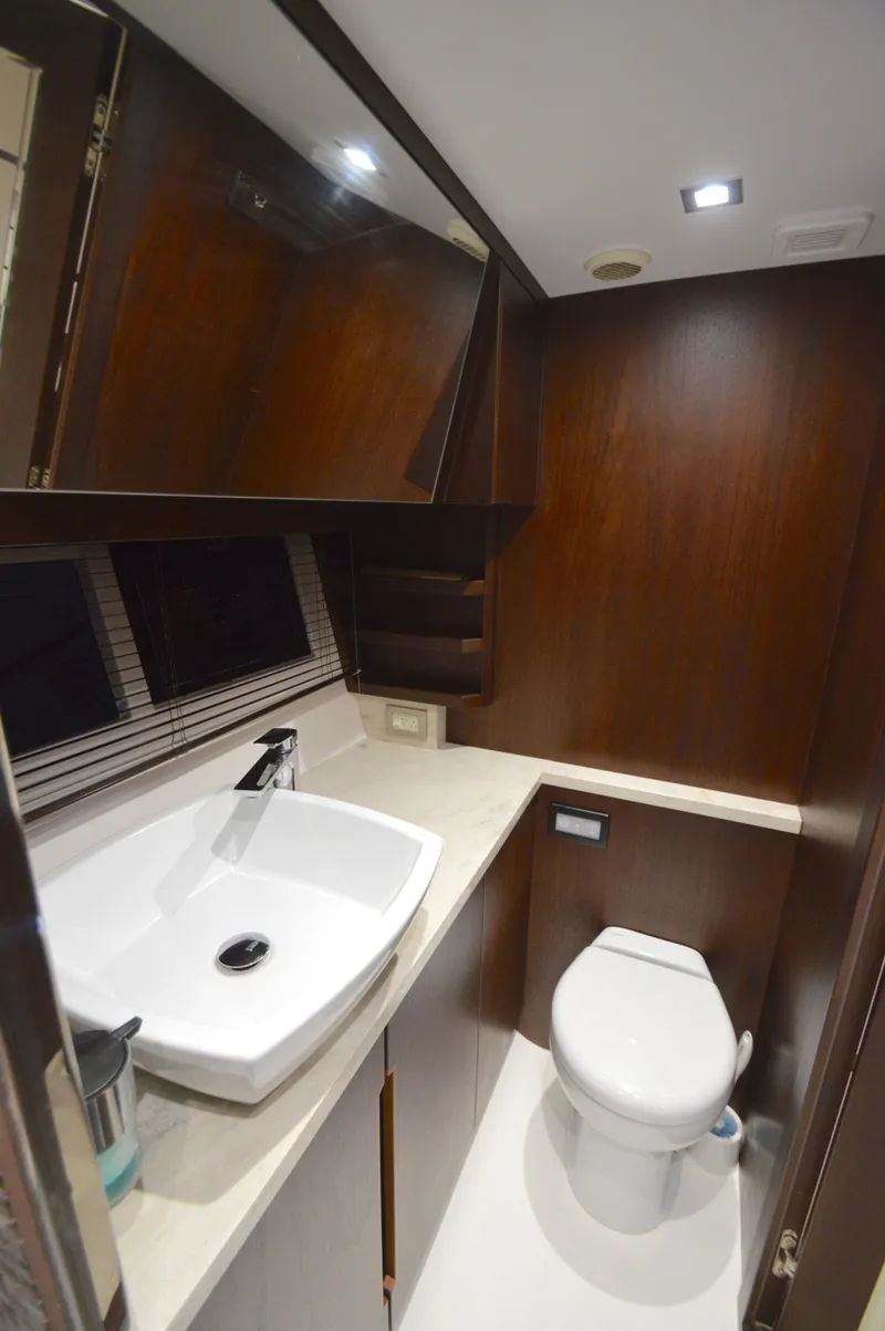 Slide: The Image of Galeon 550 Fly 2016 - 54
