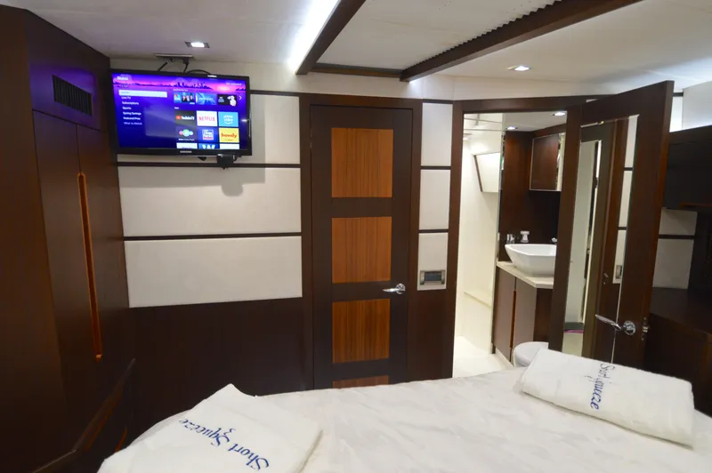 Slide: The Image of Galeon 550 Fly 2016 - 58