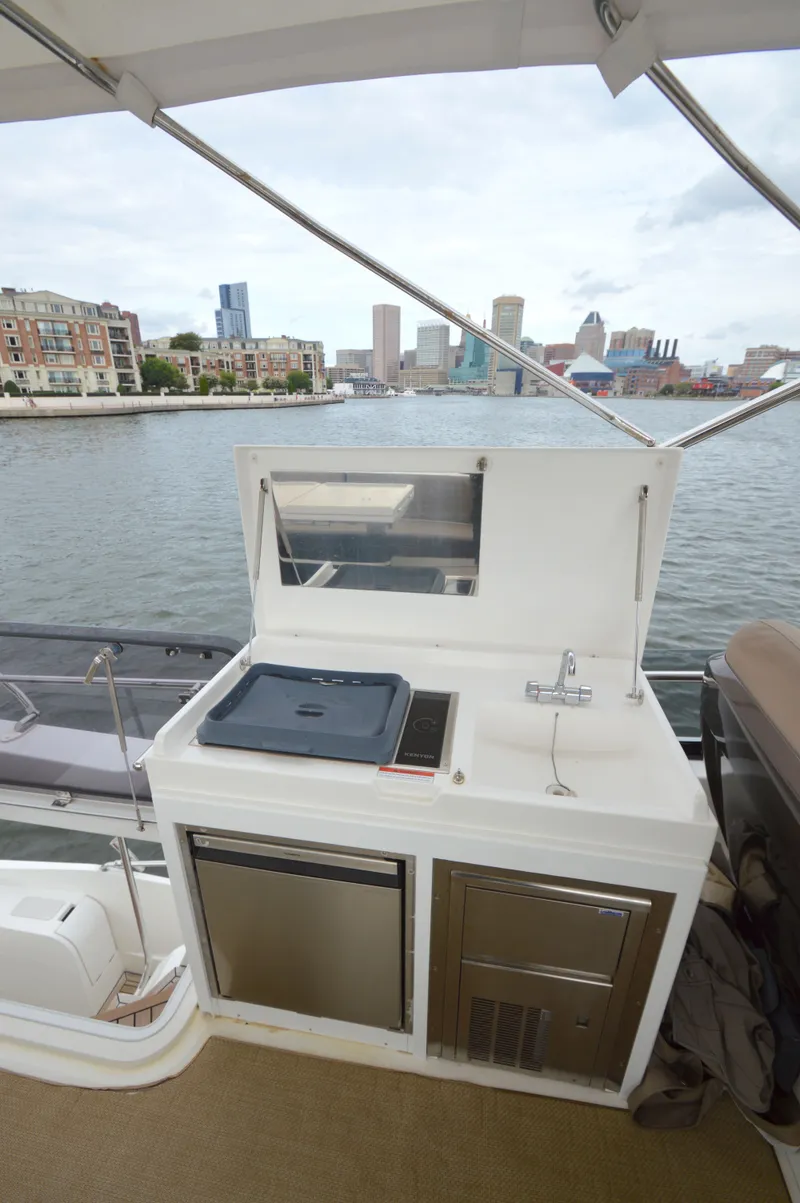 Slide: The Image of Galeon 550 Fly 2016 - 79