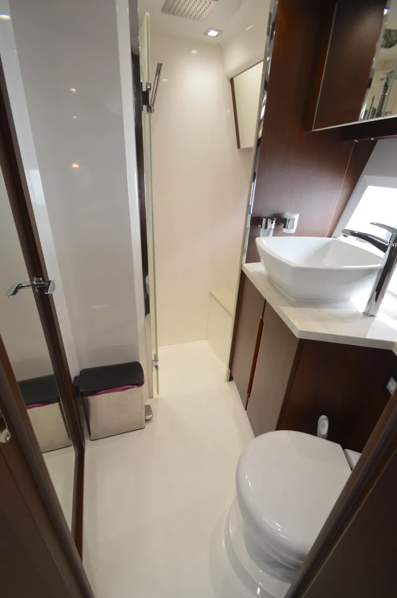 Slide: The Image of Galeon 550 Fly 2016 - 62