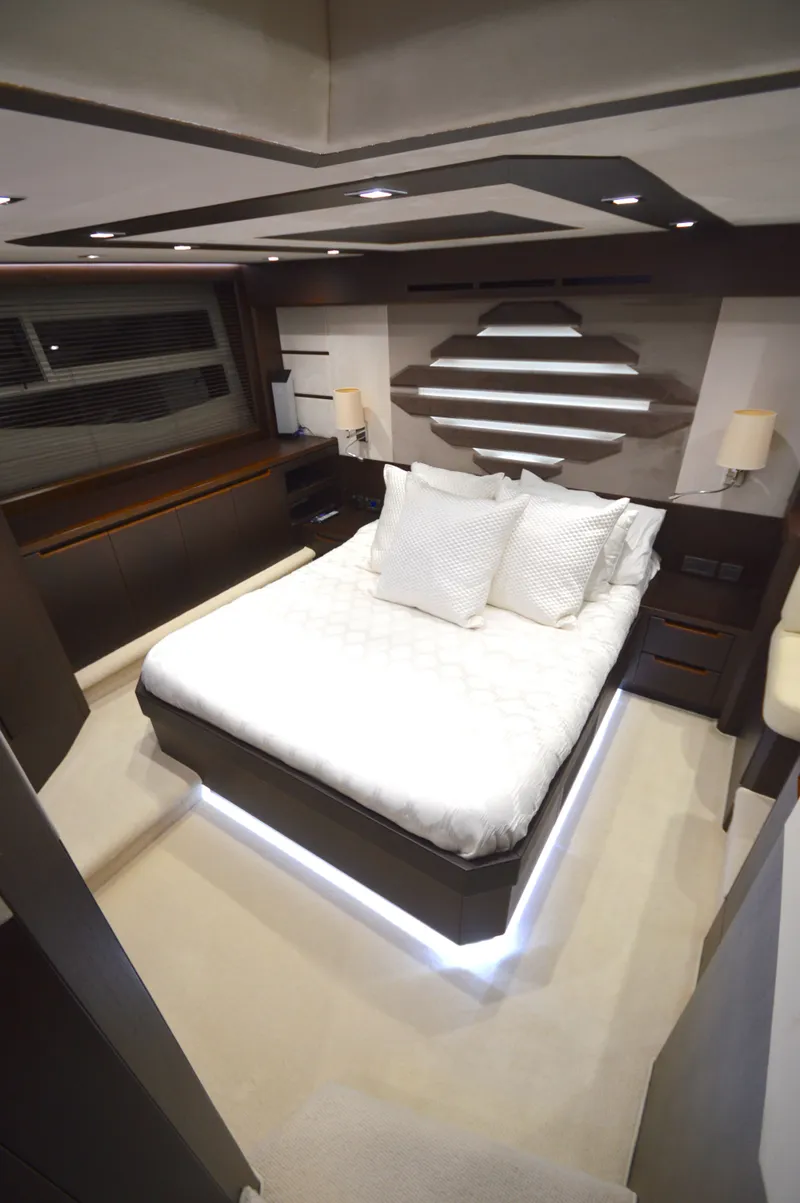 Slide: The Image of Galeon 550 Fly 2016 - 51
