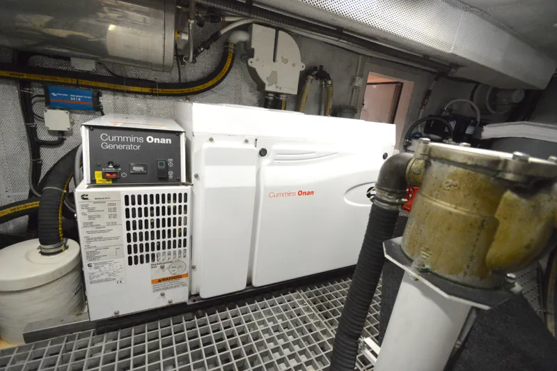 Slide: The Image of Galeon 550 Fly 2016 - 74