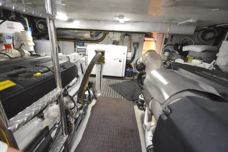 Slide: The Image of Galeon 550 Fly 2016 - 71