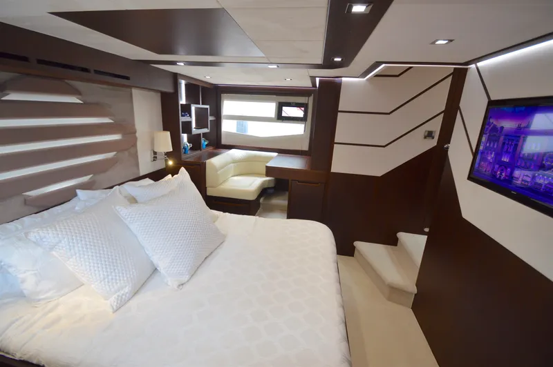 Slide: The Image of Galeon 550 Fly 2016 - 50