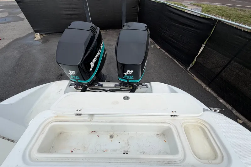 Slide: The Image of 2001 Baja 340 Islander Outboard with twin Mercury 250 engines, rear view. - 71