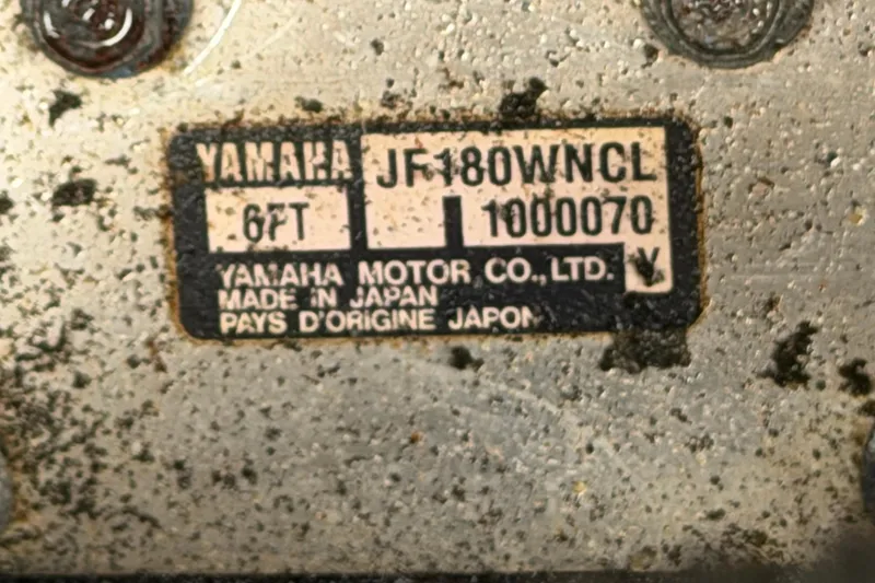 Slide: The Image of Yamaha 242 Limited E-Series 2016 - 63