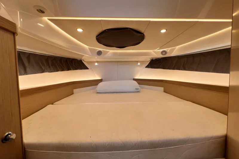 Slide: The Image of Luxurious cabin interior of 2024 Skamander 100 Sorrento yacht with cozy bedding. - 193