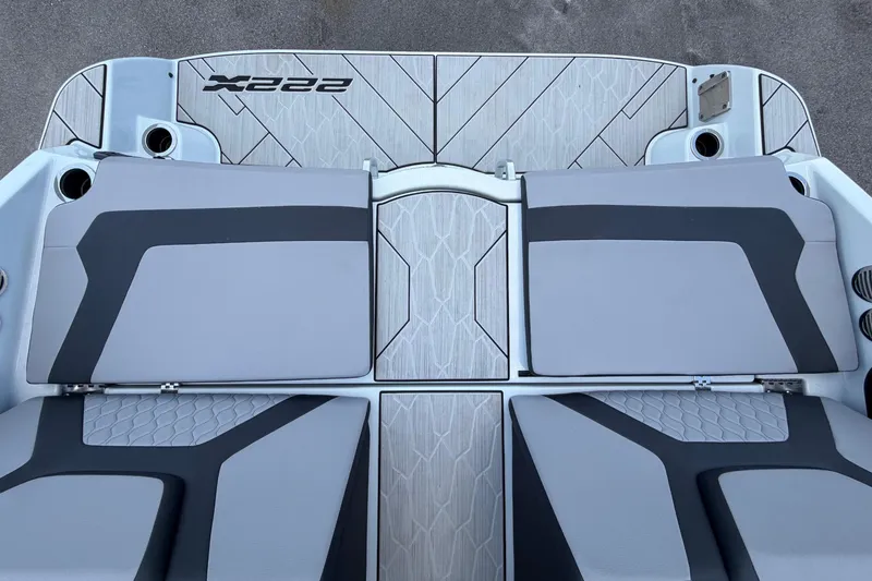 Slide: The Image of Yamaha 222XD 2024 - 76