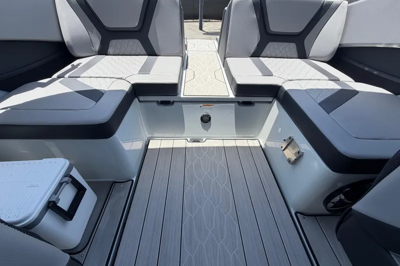 Slide: The Image of 2024 Yamaha Boats 222XD interior with sleek seating and modern design. - 59