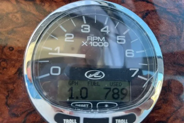 Slide: The Image of RPM gauge of 2007 Sea Ray Sundancer 320 showing fuel usage. - 17