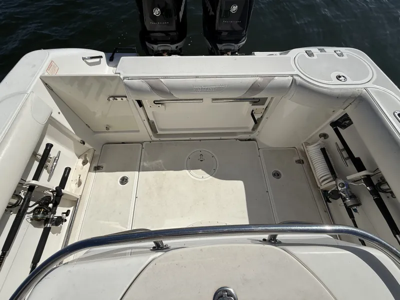 Slide: The Image of Boston Whaler 270 Outrage 2006 - 19